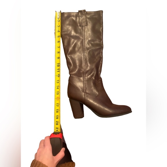 Diba brown tall boots with 3.5” chunky heel size 8.5 - Picture 6 of 9
